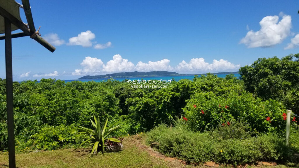 宮良農園から見える海